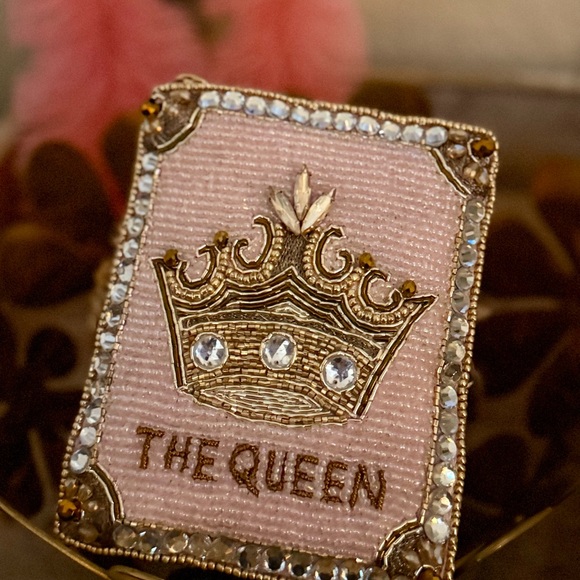 Mary Frances Pink and Gold Crown Beaded Key Fob Coin Purse - Picture 3 of 6